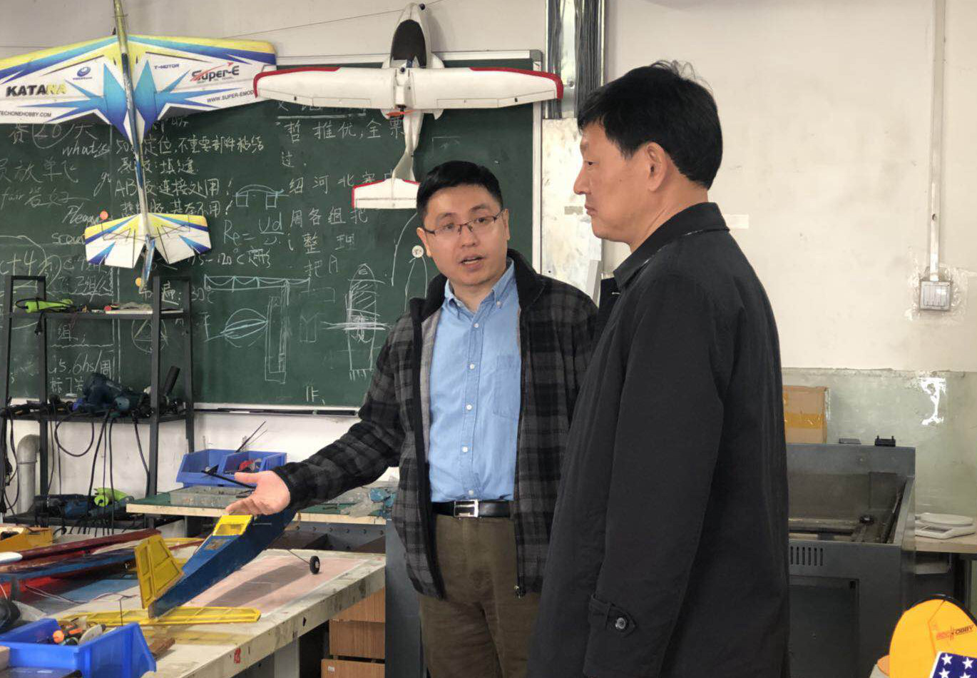 薛庆国副书记、副校长赴高工好色tv
调研工作